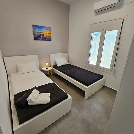 Sakrakis Seaview